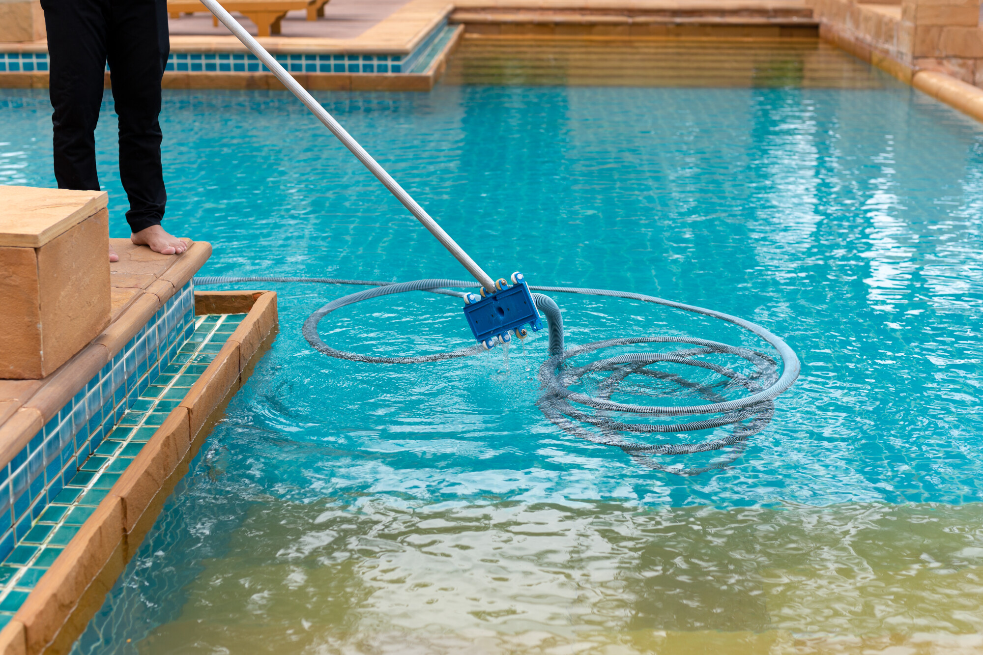 how-to-start-a-pool-service-business-where-is-the-cool