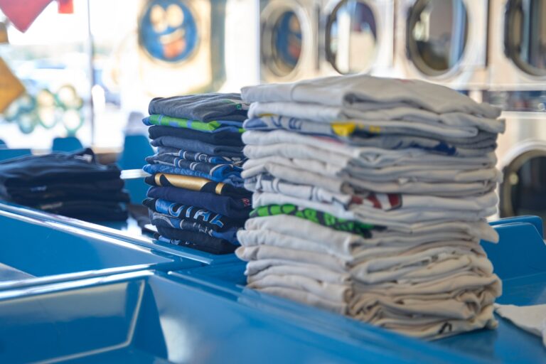 How Laundry and Dry Cleaning Services Work