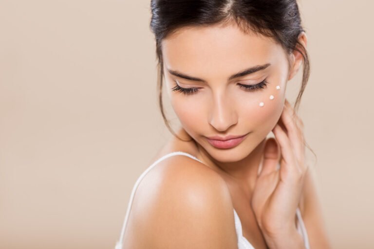 4 Benefits of Exfoliating Your Skin Daily