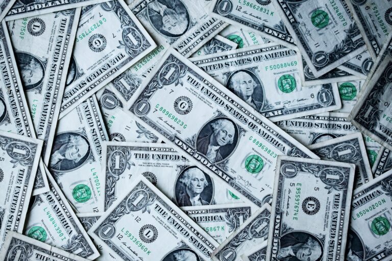 What Is a Fund of Funds and What Are Its Benefits?