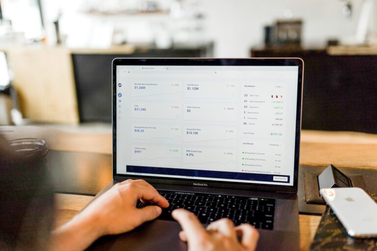 Top 5 Benefits of Implementing a B2B Payment Processing Solution