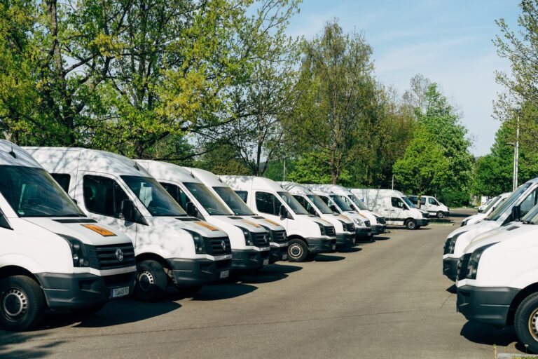 How to Choose the Right Cargo Van Delivery Services for Your Business