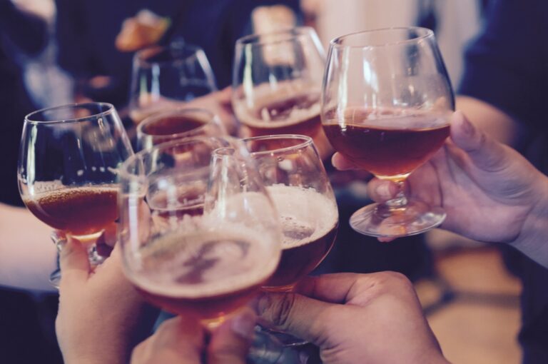 Why Hosting an Adult Dance Party is the Perfect Way to Celebrate Your Birthday