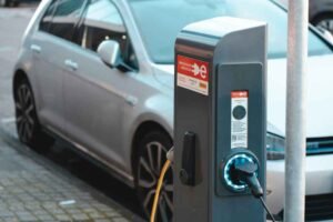 The Advantages of Opting for a Reliable EV Charger Installer